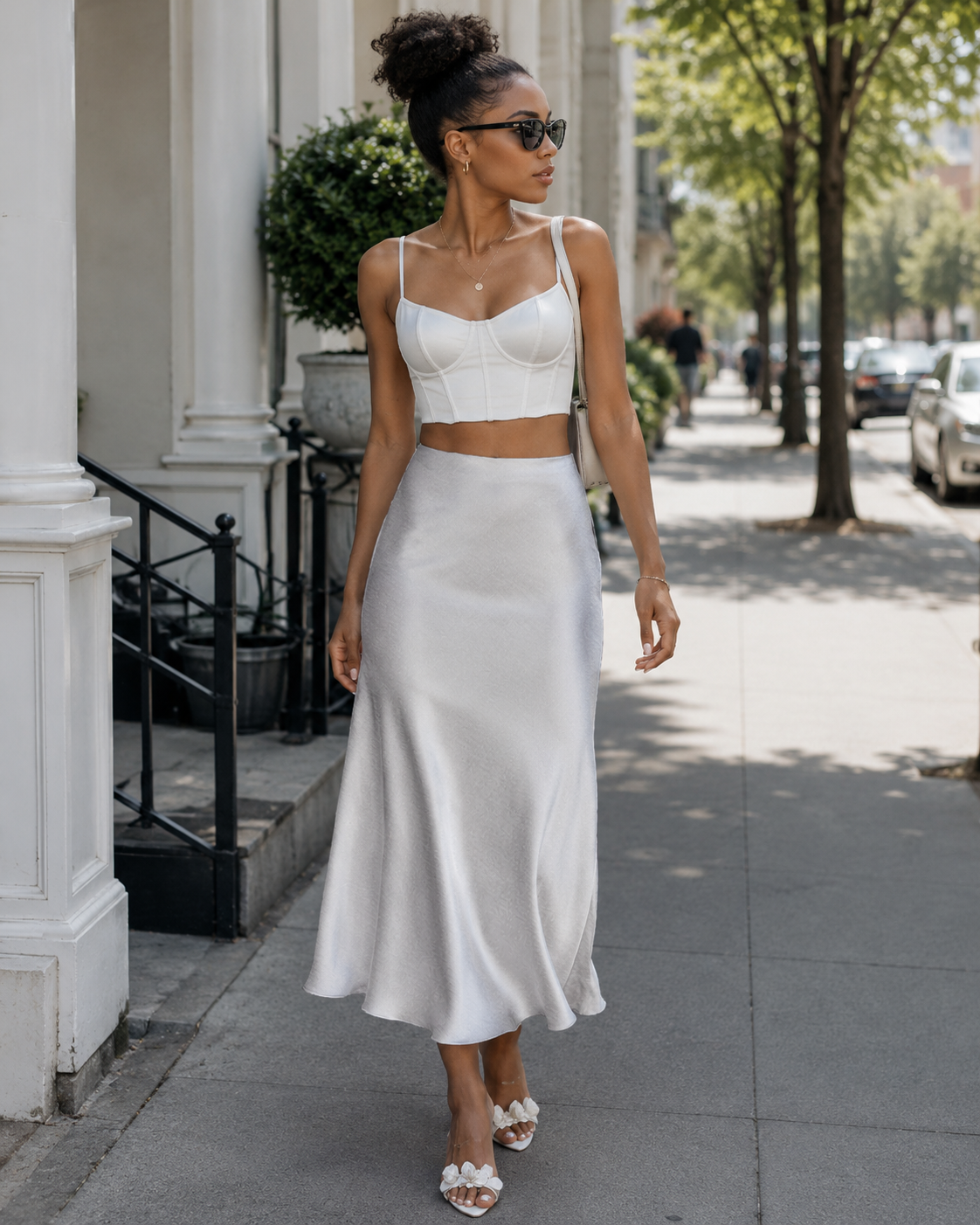 Isabeau Jupe Longue Femme – Satin Plissé, Taille Haute, Coupe Évasée & Zip Latéral