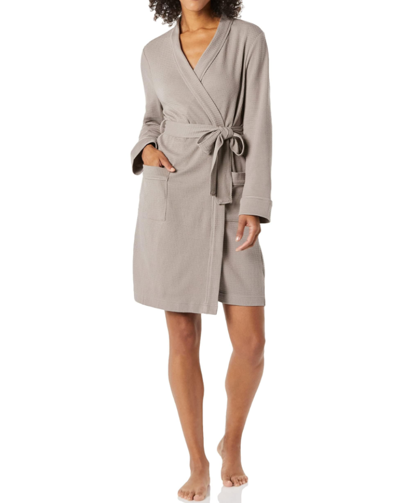 Maribel Peignoir Femme Mi-Long – Maille Gaufrée Légère, Ceinture Réglable & Poches