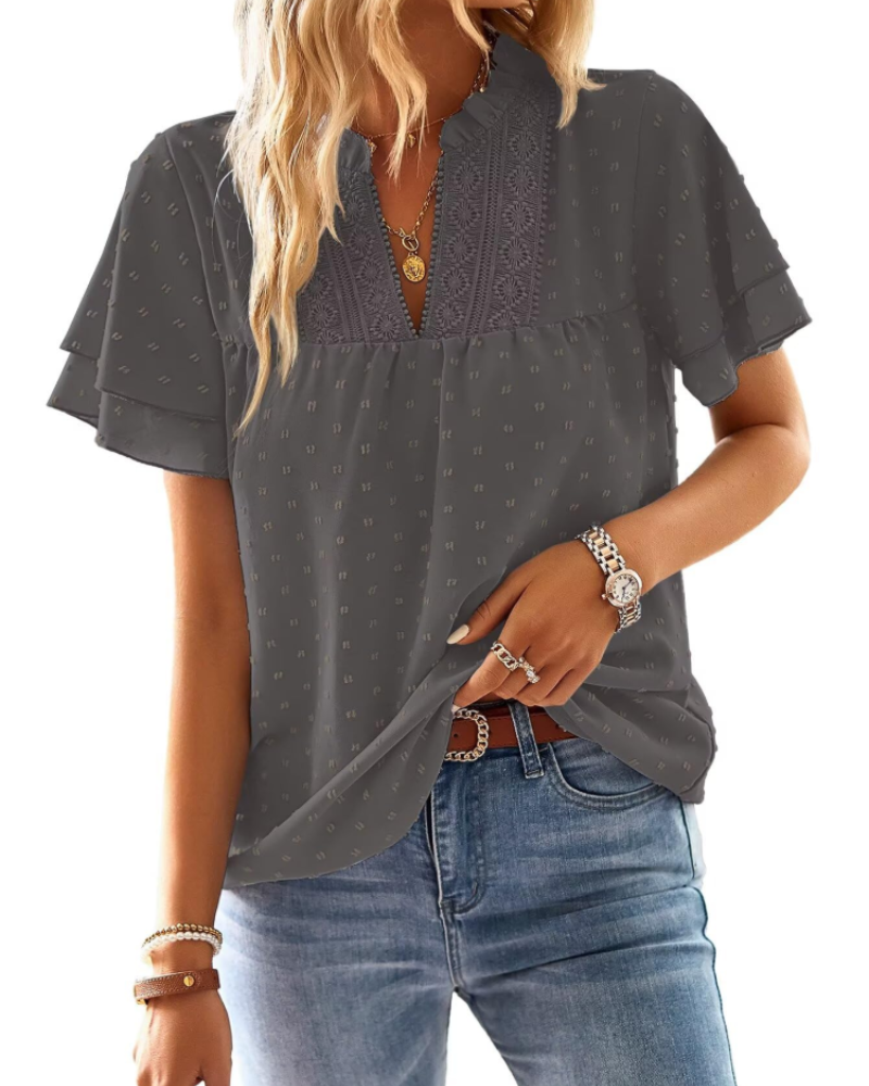Amaryllis Blouse Femme – Col V, Dentelle Crochet, Manches Courtes & Coupe Ample