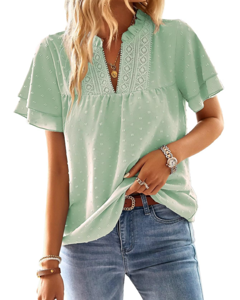 Amaryllis Blouse Femme – Col V, Dentelle Crochet, Manches Courtes & Coupe Ample