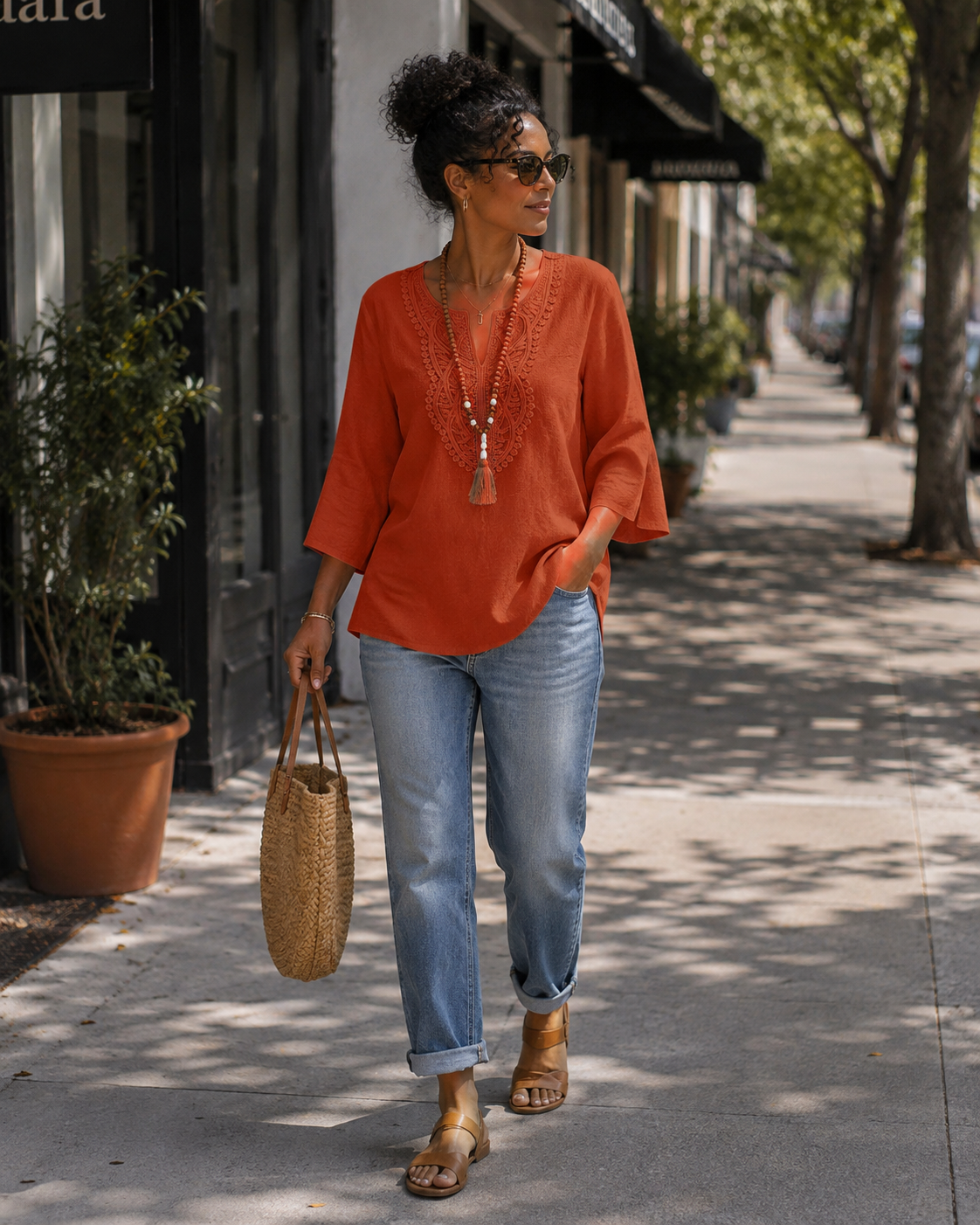 Coralie Blouse Femme – 80% Coton 20% Lin, Col V Dentelle, Manches 3/4 & Coupe Ample